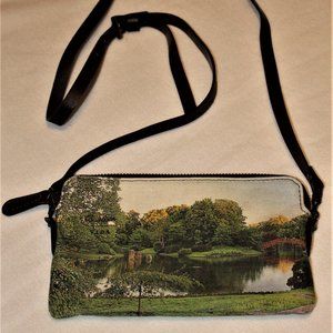 New Clutch/purse with removeable strap